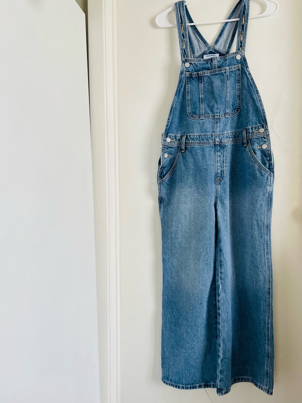 NEW W/O TAGS Old Navy Blue Denim Women's Overalls